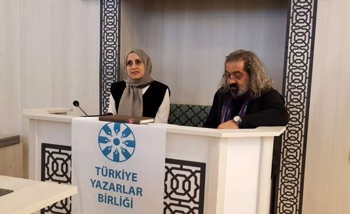 Yazarlar Birliği programında konuşan roman yazarı Fatma Şahin, “Esas olan