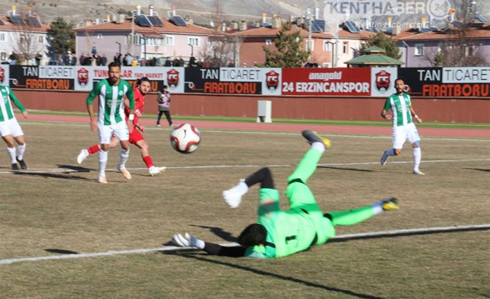Sezonun ilk yarısını Serik Belediye sporun 1 puan önünde lider