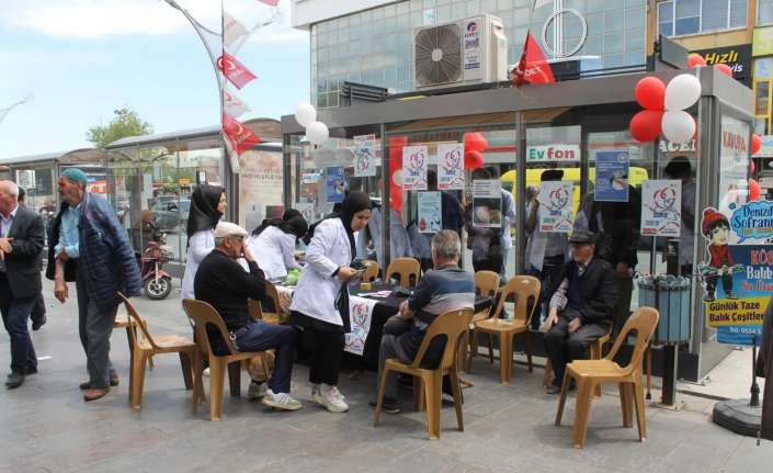 Dünya Hipertansiyon Günü etkinlikleri çerçevesinde Sağlık Bilimleri Fakültesi Hemşirelik Bölümü
