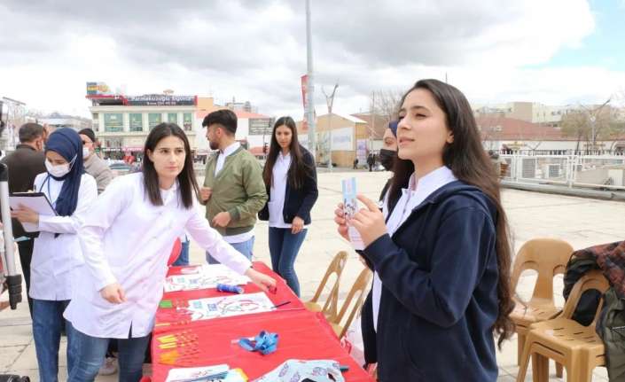Sağlık Bilimleri Fakültesi Hemşirelik Bölümü tarafından ‘İç Hastalıkları ve Hemşirelik