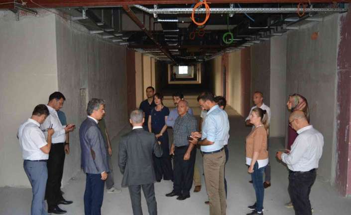 Erzincan İl Sağlık Müdürü Cihan Tekin, Dörtyol Yerleşkesinde yapımı devam