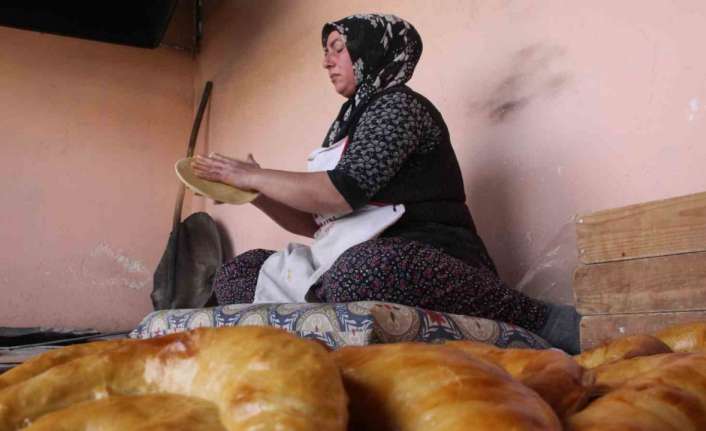 Erzincan’ın yöresel lezzetlerinden olan, kavrulmuş un ve yağlı hamurdan yapılan