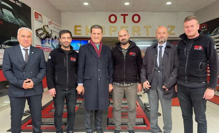 Seçim çalışmalarını aralıksız sürdüren Cumhuriyet Halk Partisi Erzincan milletvekilli adayı