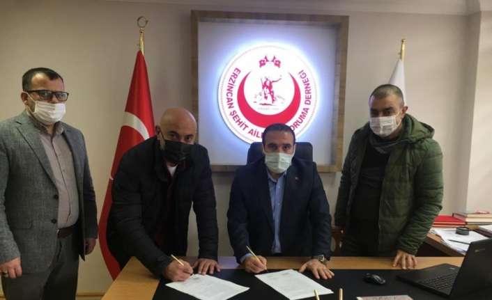 Erzincan Şehit Aileleri Koruma Derneği, Recep Tayyip Erdoğan’ın eşi Emine