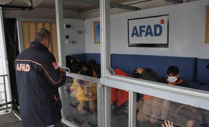 Erzincan’a gelen Deprem Simülasyon Tırı’nda, gerçeği aratmayan 6.8 şiddetinde deprem