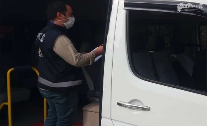 Erzincan’da gece saatlerinde sokağa çıkma kısıtlamasını ihlal ederek seyir halinde