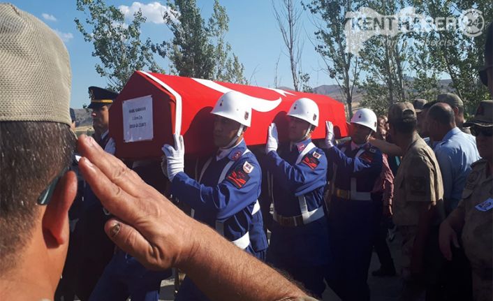 Erzincan Sivas Kara yolunda geçirdiği trafik kazasında hayatını kaybeden ve