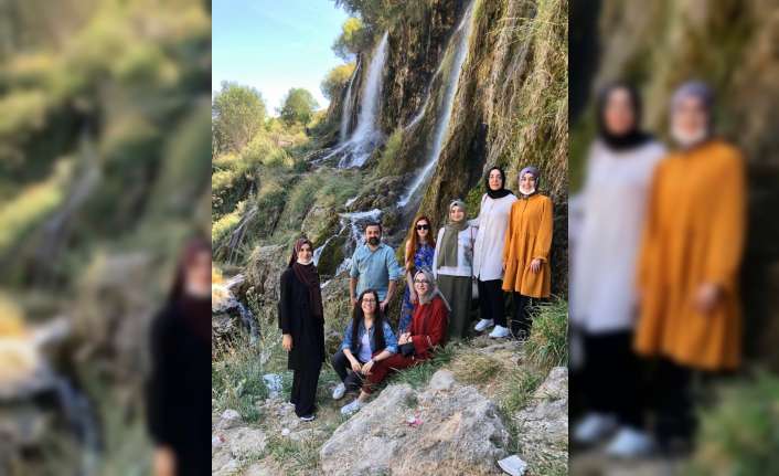 ERZİNCAN’DA STAJLARINI TAMAMLAYAN 20 AVUKAT, GİRLEVİK ŞELALESİNDE STRES ATTI