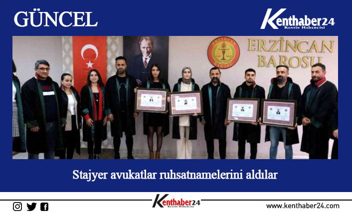 Erzincan Barosunda stajını başarıyla tamamlayan stajyer avukatlar yemin ederek ruhsatnamelerini