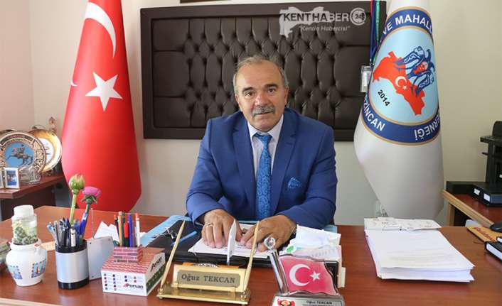 Erzincan Köy ve Mahalle Muhtarları dernek başkanı ve Kazım Karabekir