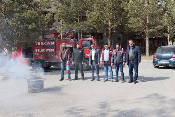 Binaların yangından korunması hakkında yönetmelik çerçevesinde Tercan Belediyesi itfaiye ekipleri