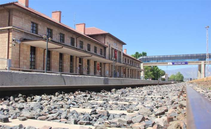 Erzincan’da, korona virüs tedbirleri kapsamında 17 Mayıs’a kadar sürecek tam