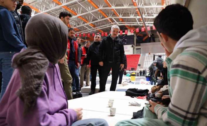 Erzincan Valisi Mehmet Makas, Erzincan Belediye Başkanı Bekir Aksun ile