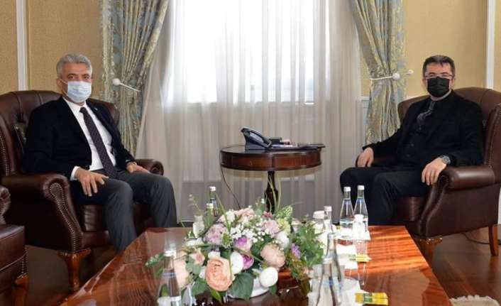 Erzincan Valisi Mehmet Makas, Erzurum’da bir dizi ziyaretlerde bulundu.