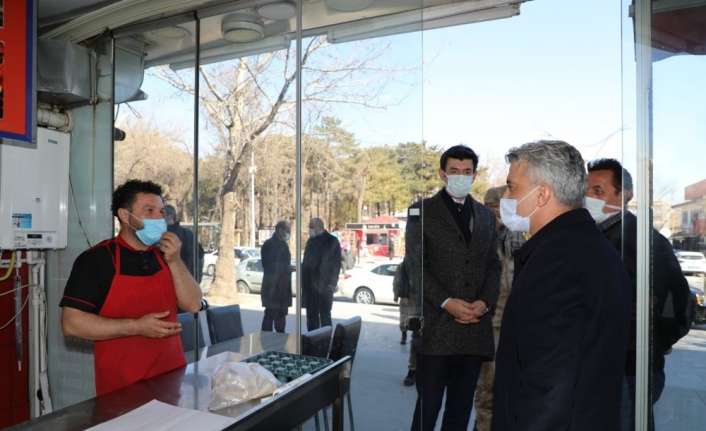 Erzincan Valisi Mehmet Makas, kontrollü normalleşme dönemi kapsamında gerçekleştirilen denetimlere