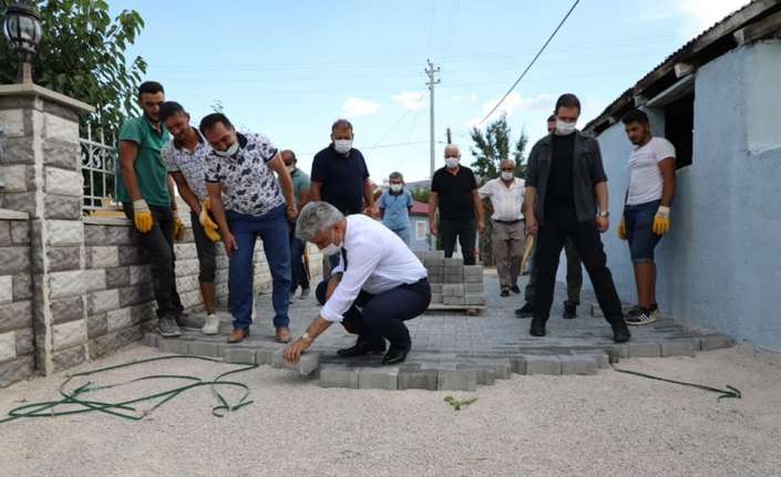 Erzincan Valisi Mehmet Makas, merkeze bağlı Elmaköy, Yeşilçat ve Çatalarmut