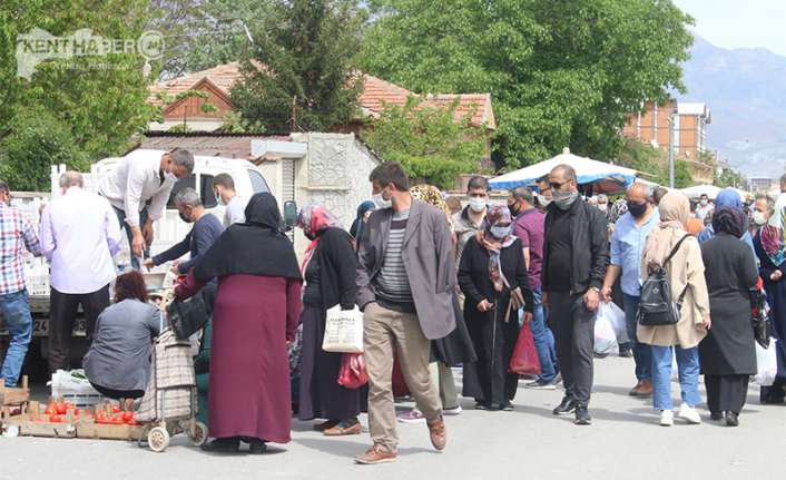 Tam kapanma dolayısıyla 8 gündür kapalı olan Pazar yerleri Erzincan