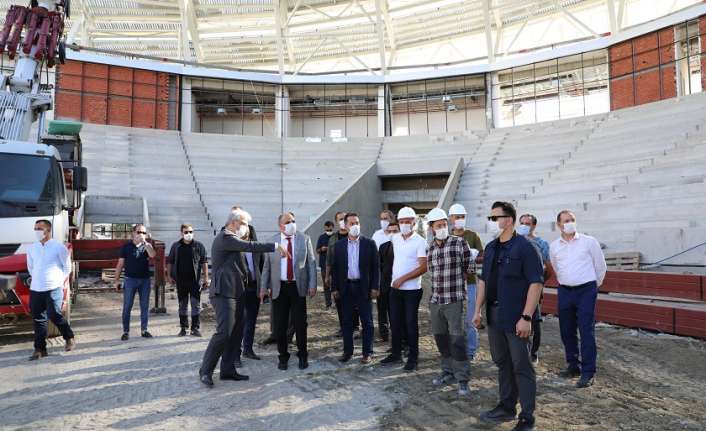 ERZİNCAN VALİSİ MEHMET MAKAS, KENTTE YAPIMI DEVAM EDEN KAMU YATIRIMLARINI