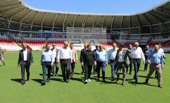 Kütahya iline yapımı planlanan stadyum için örnek olan, Erzincan 13