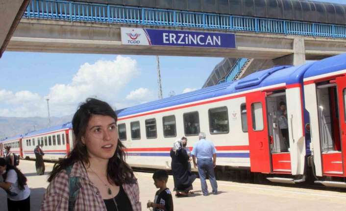 YERLİ TURİSTİN YURT İÇİ SEYAHAT HARCAMALARI YÜZDE 96.7 ARTTI