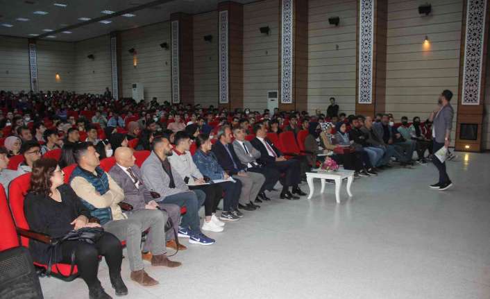 Erzincan İl Milli Eğitim Müdürlüğü tarafından “Sınava 2 kala, bu