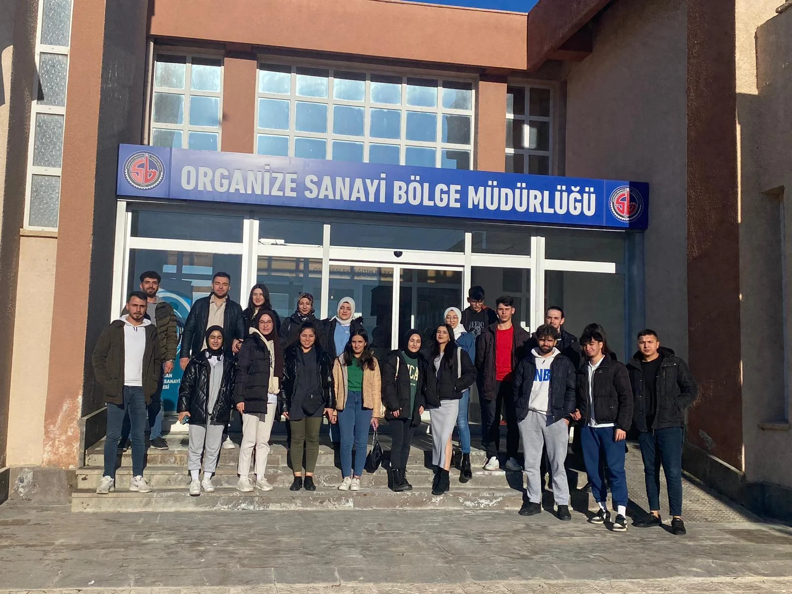 Erzincan Binali Yıldırım Üniversitesi Üzümlü Meslek Yüksekokulu Finans-Bankacılık ve Sigortacılık