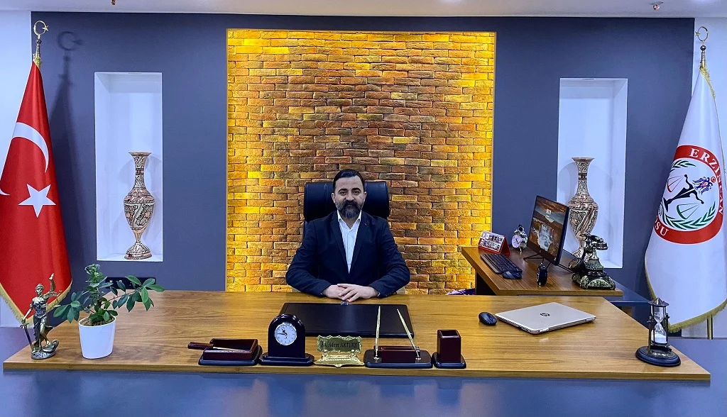 Erzincan Baro Başkanı Av. Adem Aktürk Berat Kandili dolayısıyla yayınladığı