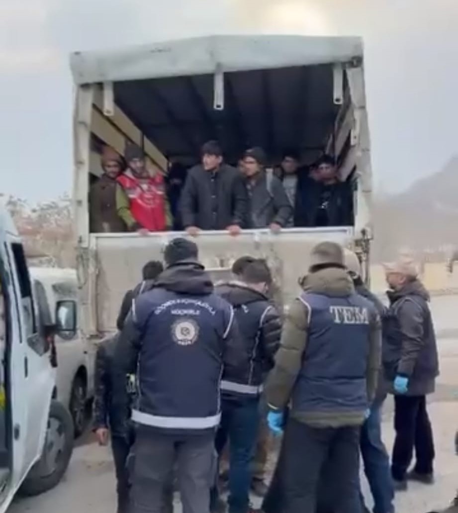 Erzincan’da düzensiz göç ile mücadele aralıksız devam ediyor