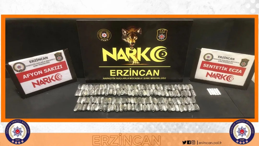 Erzincan polisinin yapmış olduğu uygulamada, mide ve bağırsak kısmında Afyon