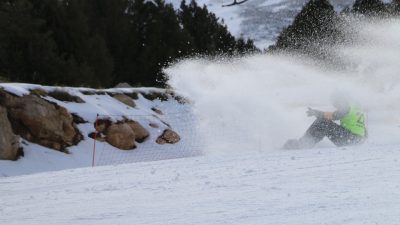 Erzincan Ergan Dağı Kayak Merkezi’nde düzenlenen 11-15+ yaş Snowboard Türkiye