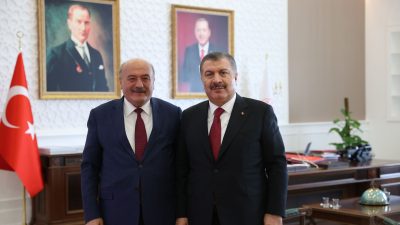 AK Parti Erzincan Milletvekili Süleyman Karaman, Sağlık Bakanı Fahrettin Kocayı