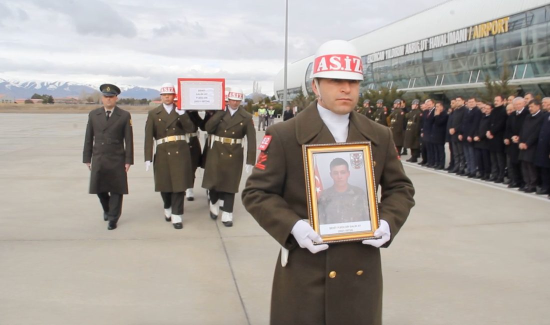 Türk Silahlı Kuvvetleri'nin (TSK) yürüttüğü 'Pençe-Kilit Operasyonu'nda Kuzey Irak'ta Şehit