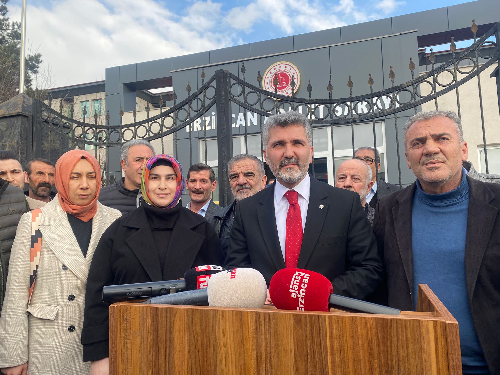Yüksel Çakır Bağımsız Erzincan Belediye Başkan adaylığını açıkladı
