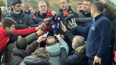 Erzincan’da meydana gelen toprak kayması ve 9 kişinini göçük altında