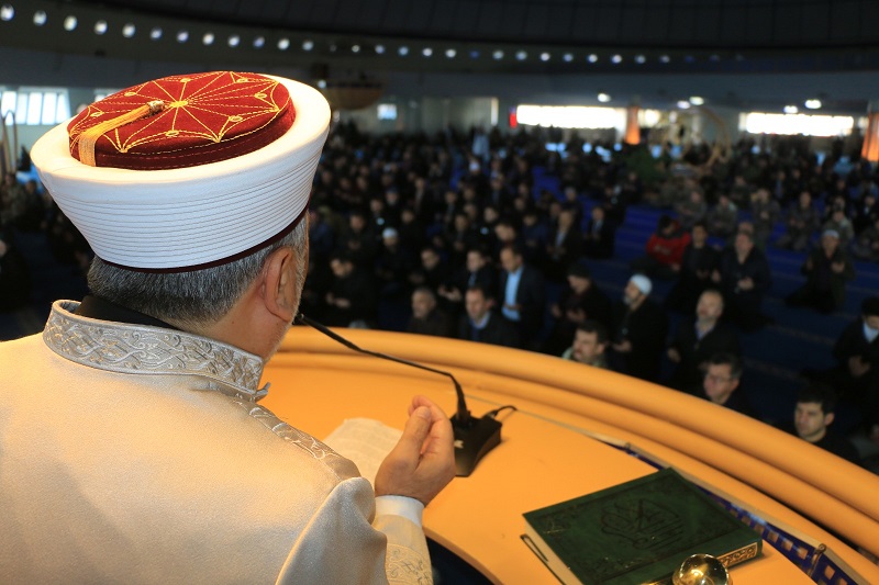 Erzincan’ın düşman işgalinden kurtuluşunun 106. yıldönümü için Cuma namazı öncesinde