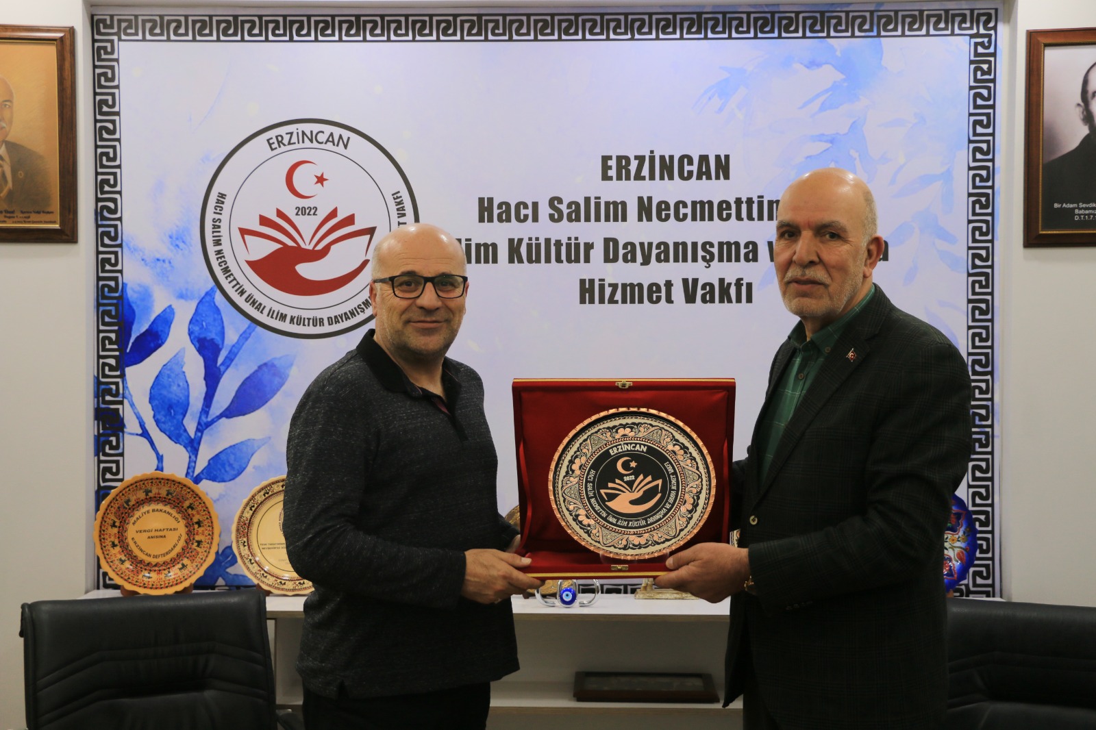 Vakıflar Bölge Müdürü Uslu’dan Hacı Salim Necmettin Ünal İlim Kültür Dayanışma ve Hayra Hizmet Vakfına ziyaret