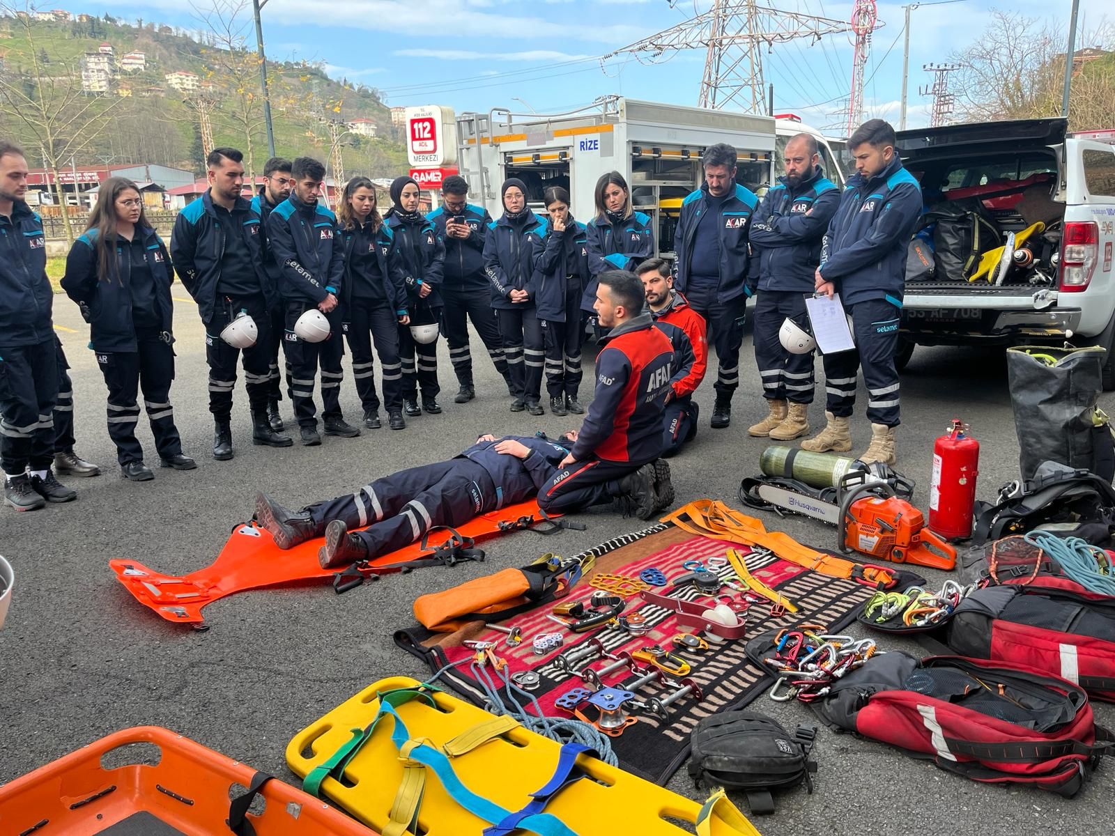 Erzincan ACAR gençlik kulübüne katılım sağlayan 28 gönüllüye Rize’de Rize