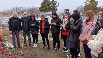 Anadolu Gençlikspor Kadın Futbol Takımı, Kahramanmaraş’ta yaşanan deprem felaketinde hayatını