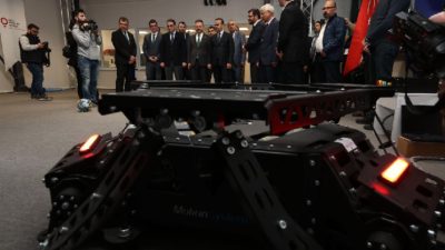 Sanayi ve Teknoloji Bakanı Mehmet Fatih Kacır, Eskişehir Teknik Üniversitesindeki