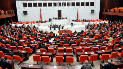 SSK, BAĞ-KUR emeklileri ve hak sahiplerinin aylık fark tutarlarının ödemeleri