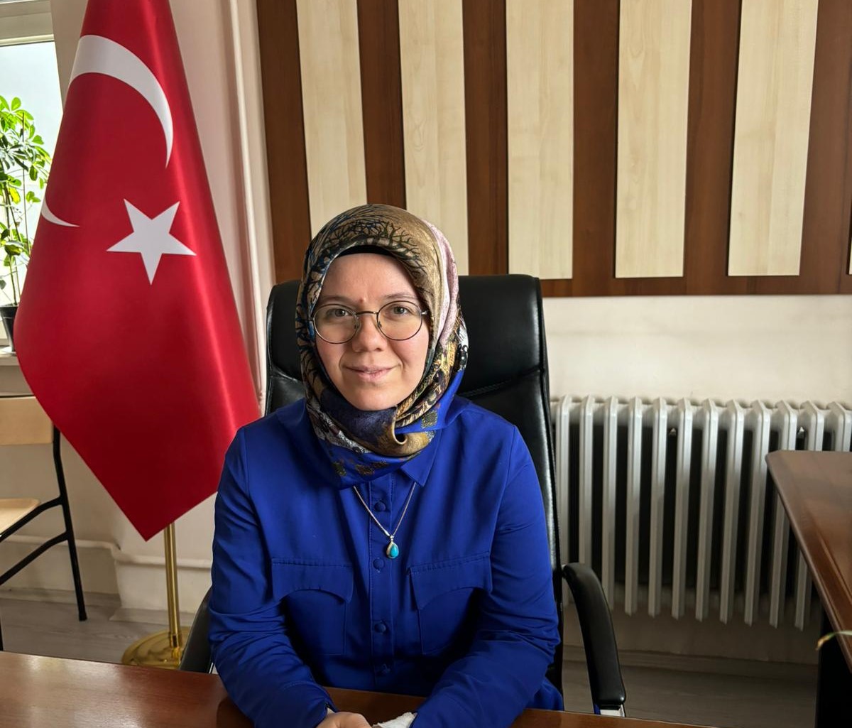 Erzincan İl Sağlık Müdürlüğü Halk Sağlığı biriminde görevli Diyetisyen Tuğba