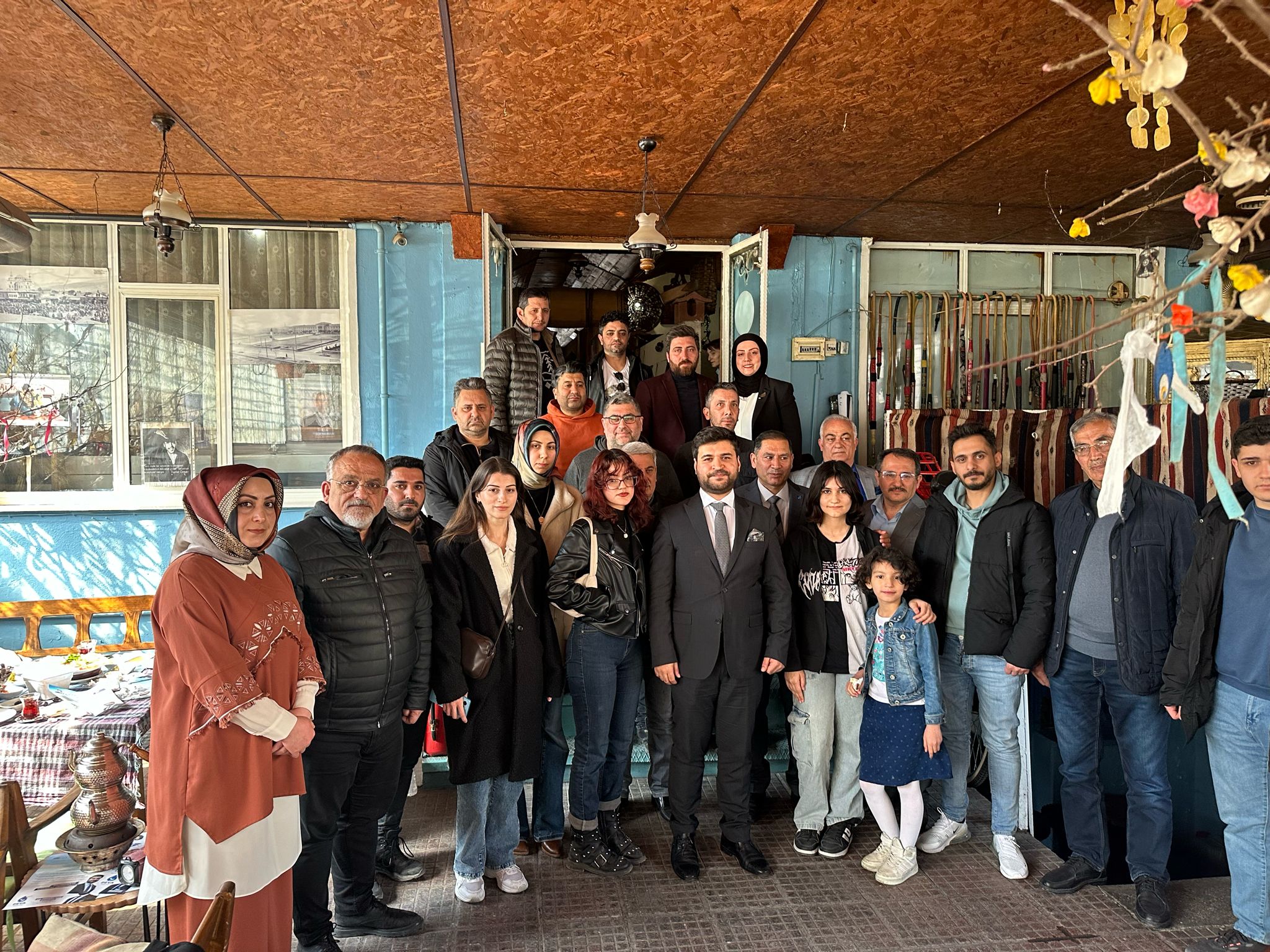 Erzincan Basını ile bir araya gelen DEVA Partisi Erzincan Belediye