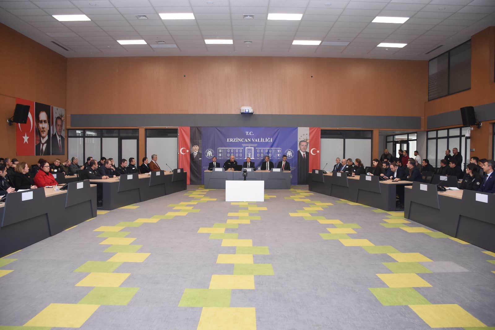 Erzincan’da “Seçim Güvenliği Toplantısı” gerçekleştirildi