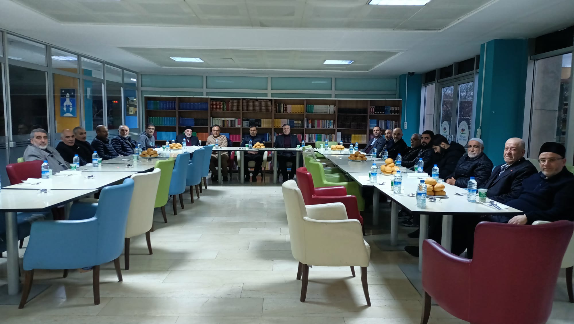 İlim yayma Cemiyeti Erzincan Şubesi üyeleriyle İftarda bir araya geldi