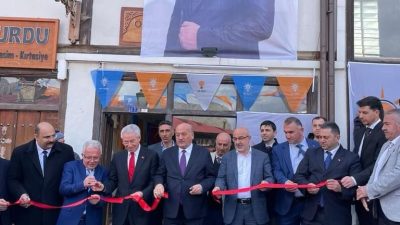 31 Mart tarihinde gerçekleştirilecek olan yerel seçimler öncesi çalışmalarını sürdüren