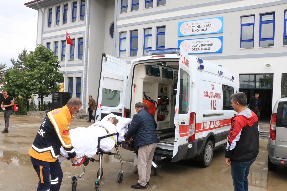 Yatağa bağımlı vatandaşlar ile evde sağlık hizmeti alan hastaların sandığa