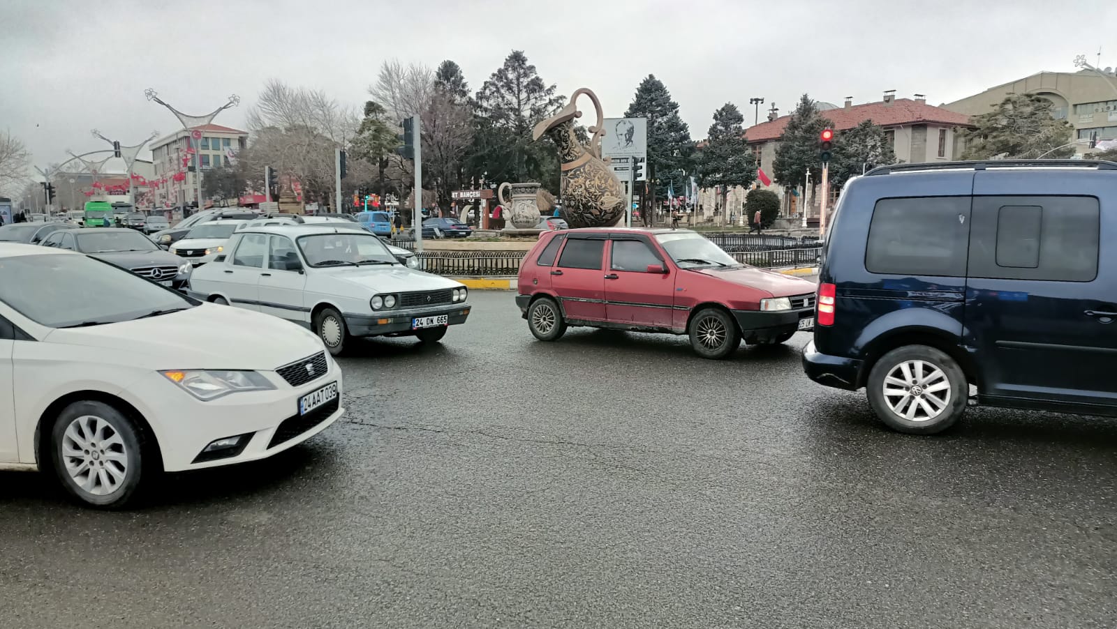 Erzincan’da trafiğe kayıtlı araç sayısı Şubat ayı sonu itibarıyla 71 bin 308 oldu