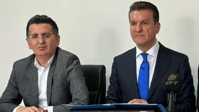 Cumhuriyet Halk Partisi Erzincan İl Binasında basın mensupları ile bir