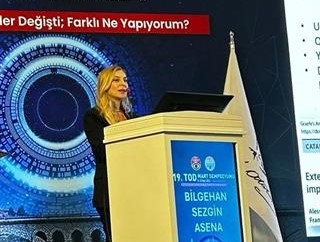 Kaşkaloğlu Göz Hastanesi Başhekimi Doç. Dr. Bilgehan Sezgin Asena, Türk