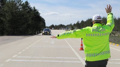 İçişleri Bakanı Ali Yerlikaya, 9 günlük bayram tatilinin ilk 4